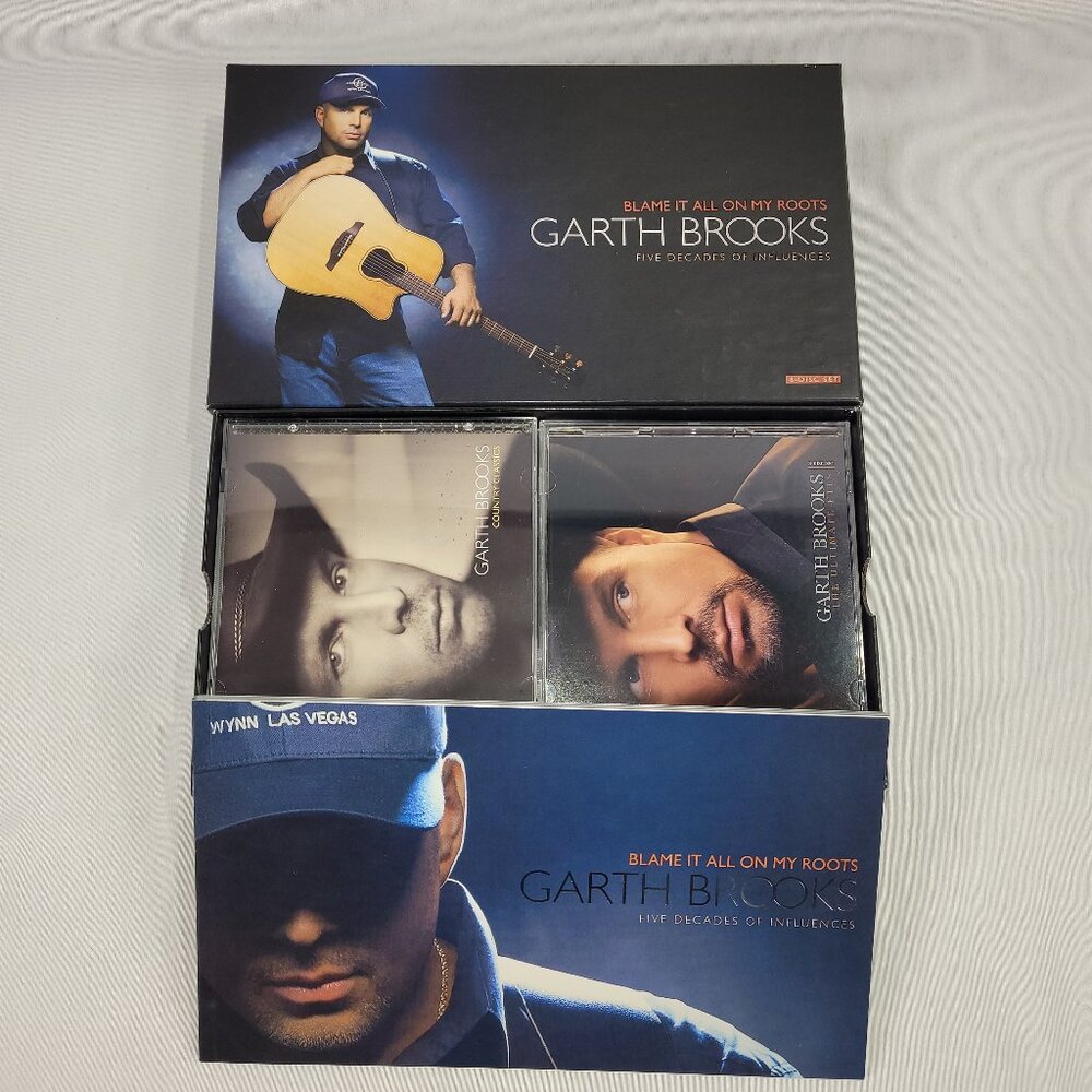 Garth Brooks Blame It All On My Roots 8 Disc CD Box Set Country Music Songs